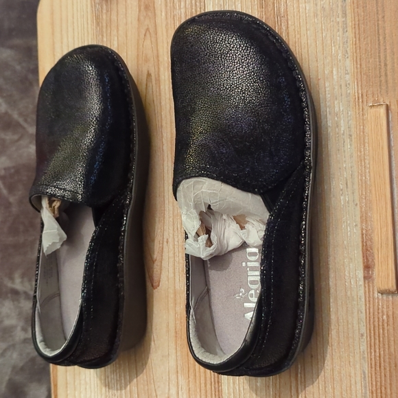 Alegria Size 36 NIB - Picture 5 of 8